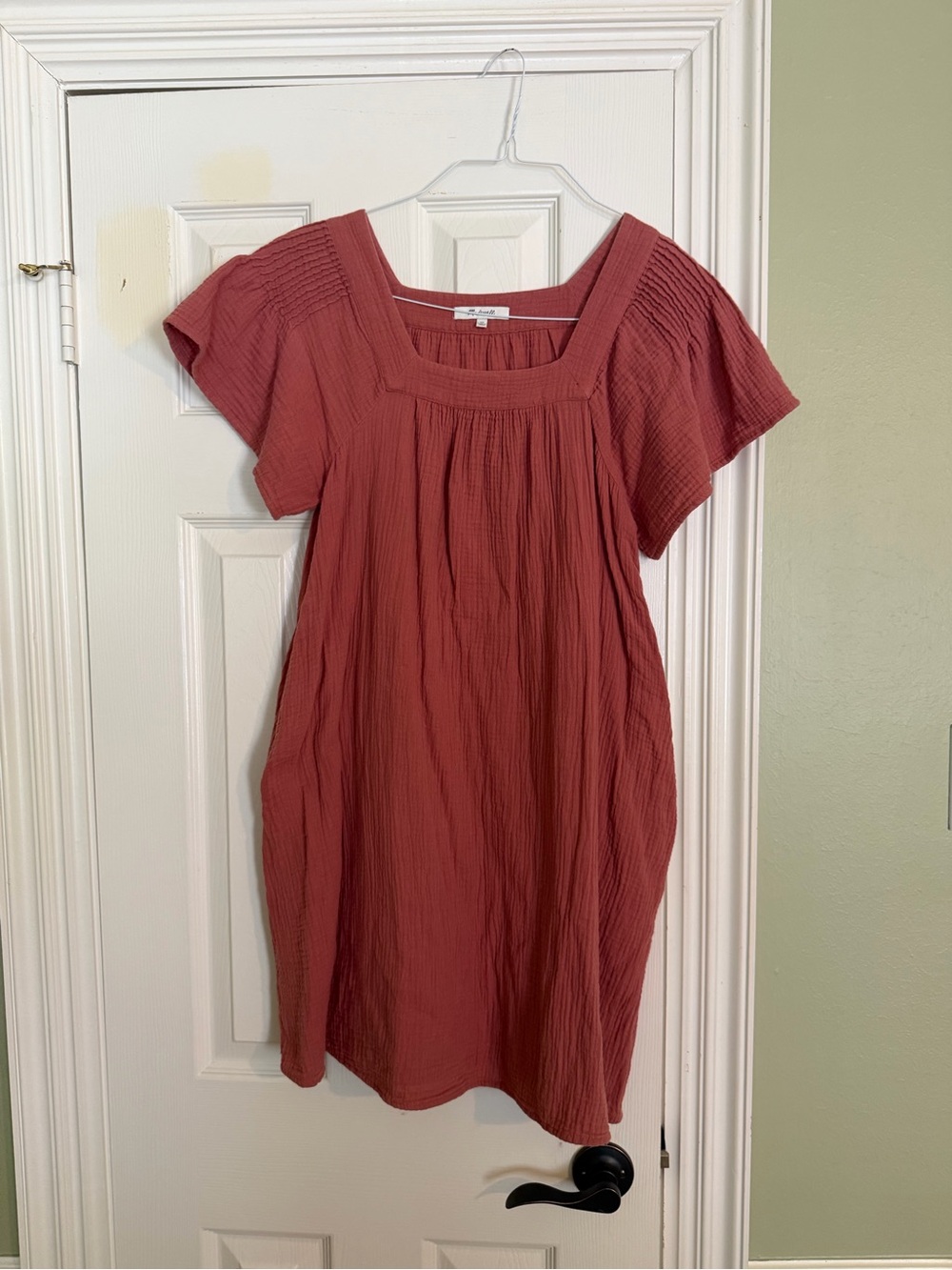 Madewell Women’s Rust Red Short Sleeve Smocked Yoke Dress